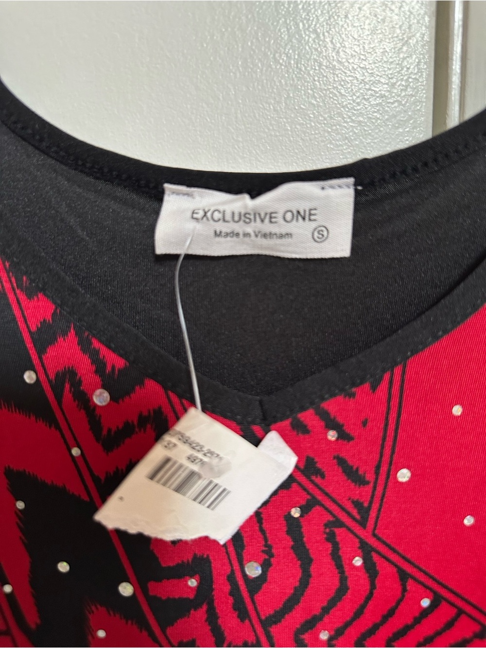 Red & Black Printed Strappy Tank Top - Picture 3 of 8